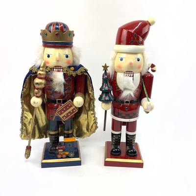 486 Pair of Santa Wooden Nutcrackers 17.5â€