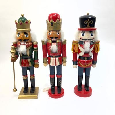 487 set of 3 15â€ Wooden Nutcrackers