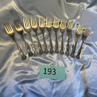 Rogers Bros. Silver Plate Vintage pattern dessert forks