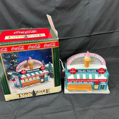 Coca Cola Coke Town Collection 1999 Polar Palace