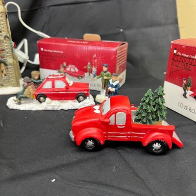 Kohl's The Village Collection Cathedral of Peace with Cars and Figures Lighted Christmas House 2004