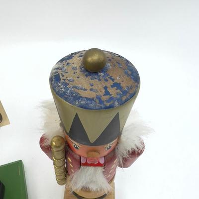 501 Two Wooden Steinbach Nutcrackers