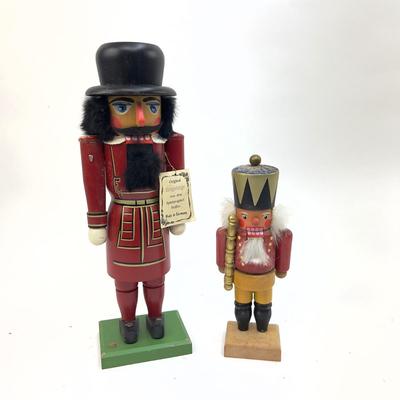 501 Two Wooden Steinbach Nutcrackers