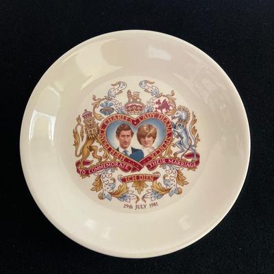 Prince Charles & Lady Diana Plate