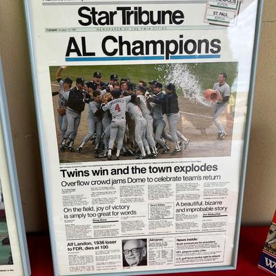 Large Collection Minnesota Twins World Series Champions 1987 & 1991 Memorabillia Posters Wheaties Box Pendants Buttons