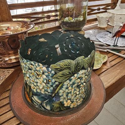 Assorted Pots & Garden Items  (BP-JS)