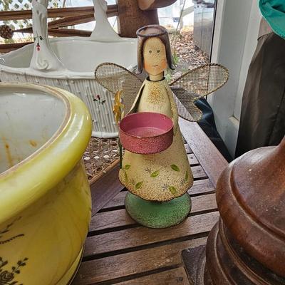 Assorted Pots & Garden Items  (BP-JS)
