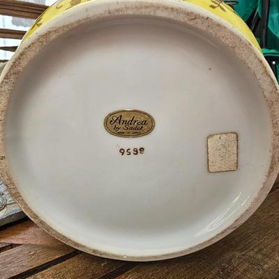 Assorted Pots & Garden Items  (BP-JS)