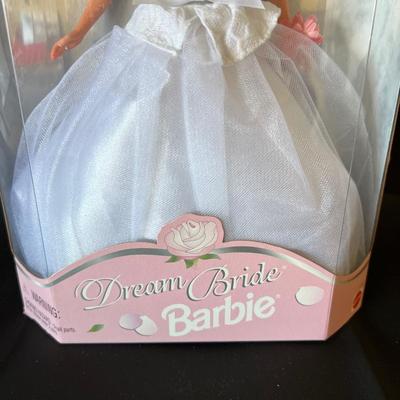 Vintage Barbie Dream Bride 1996 New in Box