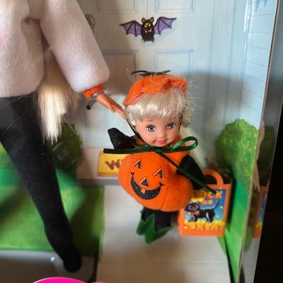 Barbie & Kelly Happpy Halloween 1996 New in Box