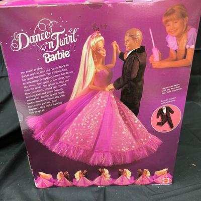 Barbie Dance N Twirl 1994 New in Box