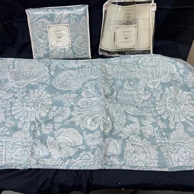 New in Package King Size Paisley Print Teal Pillowcases