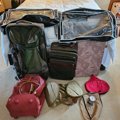 Variety of Luggage Items  (UB-JS)