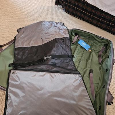 Variety of Luggage Items  (UB-JS)