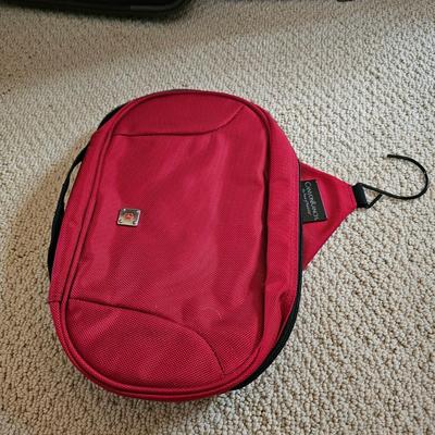 Variety of Luggage Items  (UB-JS)