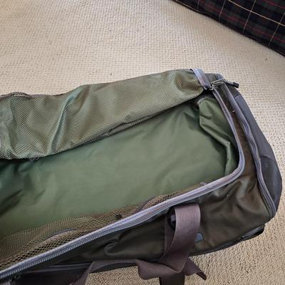 Variety of Luggage Items  (UB-JS)