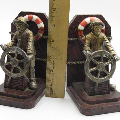 Resin Nautical Sea Captain Steering Ship Wheel Bookend Shelf Figures