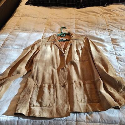 Three Ladies Fashion Jackets  (UB-JS)