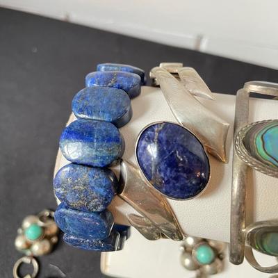 Jewelry with Stones of Blue (DR-SS)