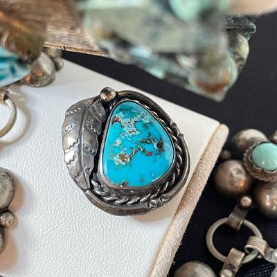 Jewelry with Stones of Blue (DR-SS)
