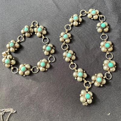 Jewelry with Stones of Blue (DR-SS)