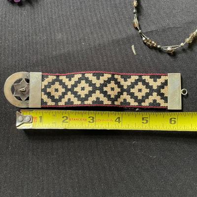 Fashionable Necklaces w/ Stones & More (DR-SS)