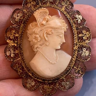 Victorian Cameo on Sterling Filigree Estate Brooch/Pendant