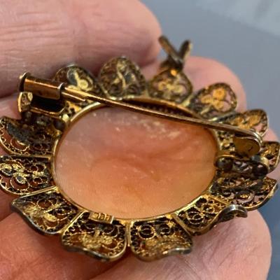 Victorian Cameo on Sterling Filigree Estate Brooch/Pendant