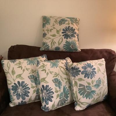 344 Set of 4 Blue Green Floral Down Filled Pillows