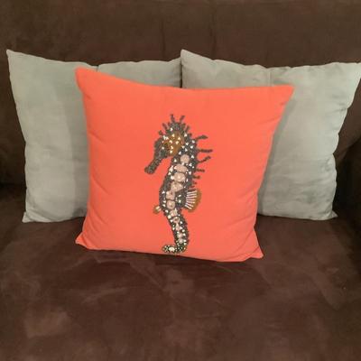 318 Set of Three Accent Pillows
