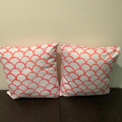 321 Lot of 4 Pink Suede and Pink Scallop Designed Pillows