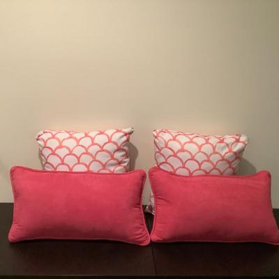 321 Lot of 4 Pink Suede and Pink Scallop Designed Pillows