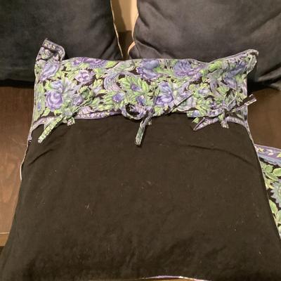 325 Lot of 3 Accent Pillows with One Pillow Cover