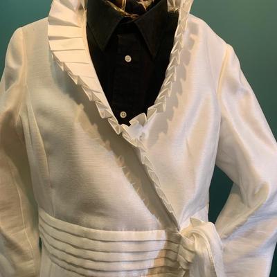 Chic Sophistication: Kasper White Ruffle