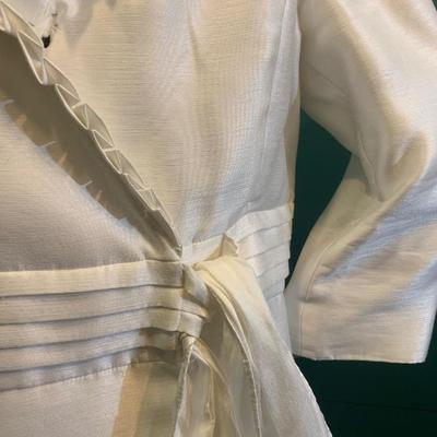 Chic Sophistication: Kasper White Ruffle