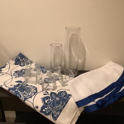 345 Blue and White Linens with Glass Decorative Vases