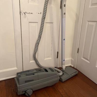 Electrolux Canister Vacuum (E-MG)