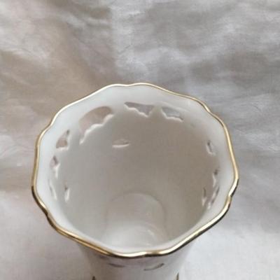 Lennox Porcelain Pierced Footed Vase With 22k Trim 8.5"