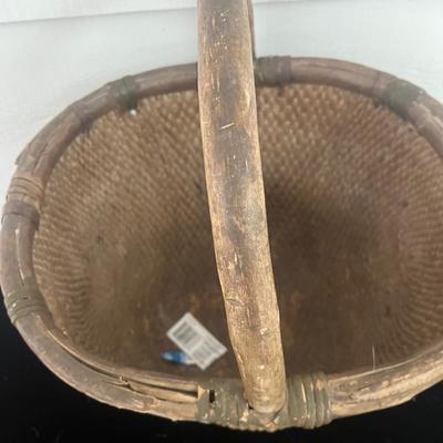 Basket Collection Including One Wood Handled Basket (BP-MG)