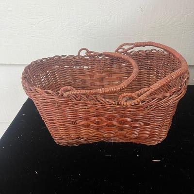 Basket Collection Including One Wood Handled Basket (BP-MG)