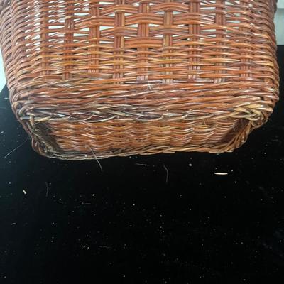 Basket Collection Including One Wood Handled Basket (BP-MG)