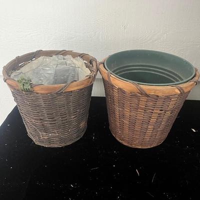 Basket Collection Including One Wood Handled Basket (BP-MG)