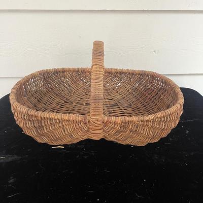Woven Animals & Woven Baskets (BP-MG)