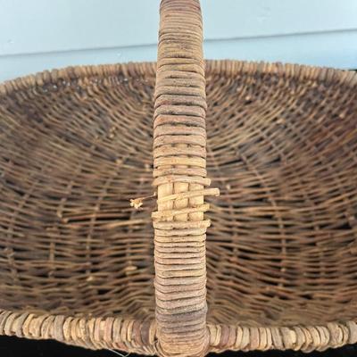 Woven Animals & Woven Baskets (BP-MG)