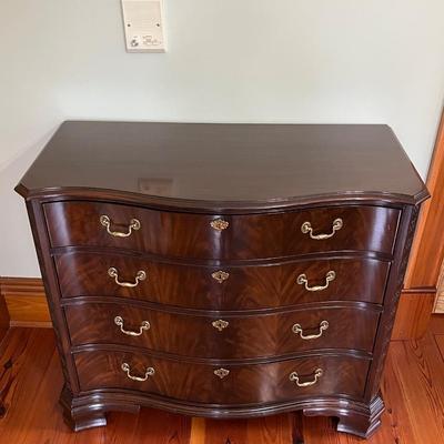 DREXEL HERITAGE FURNITURE ~ Solid Mahogany Inlaid Dresser ~ With Gold Hardware