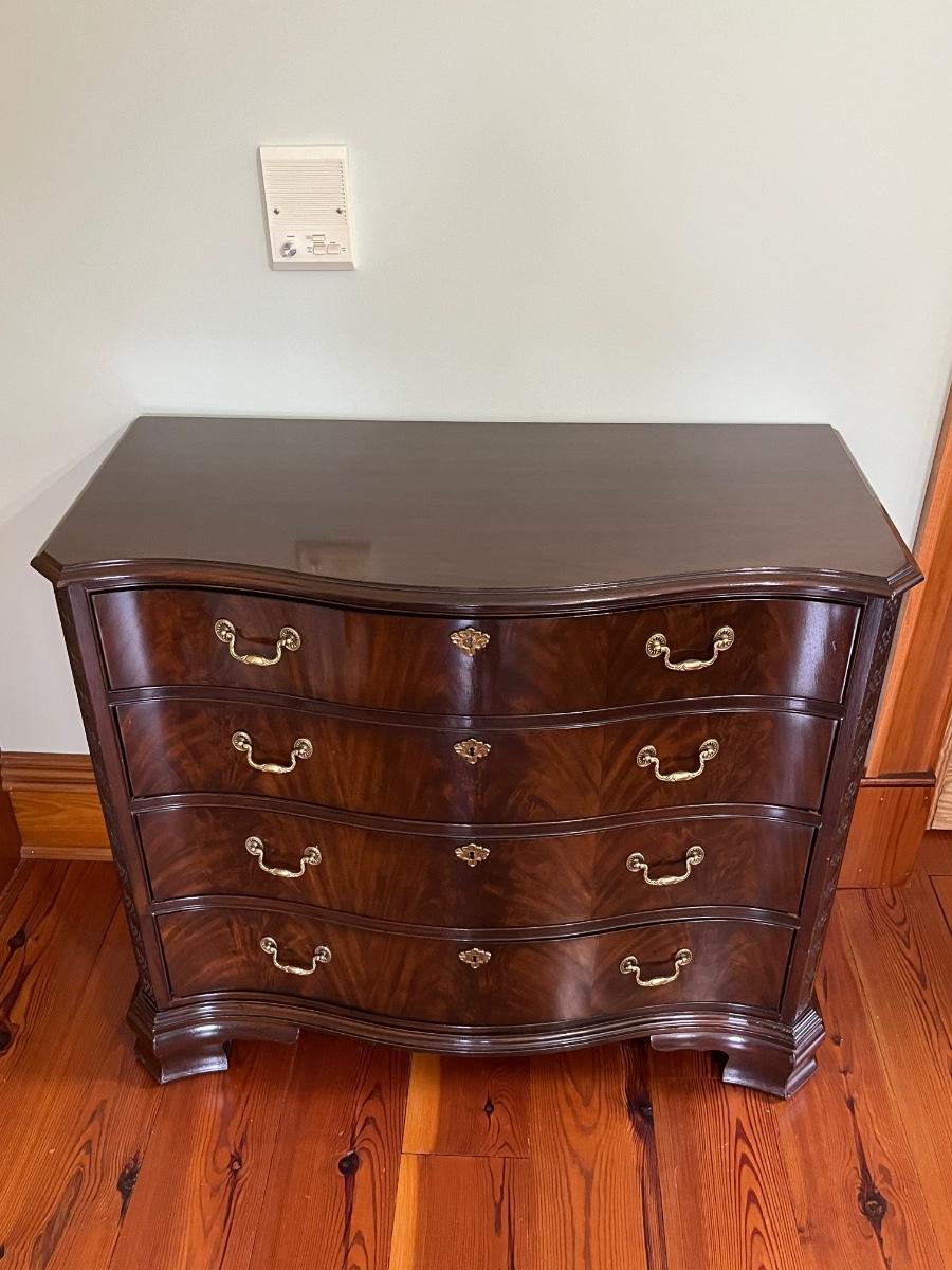 Drexel 2024 furniture dresser