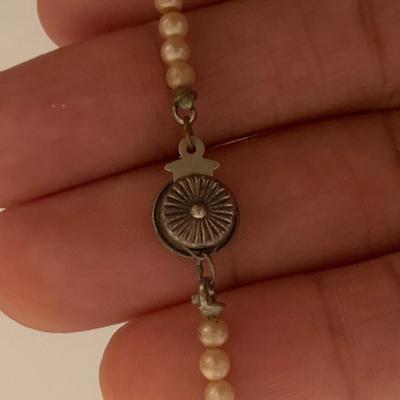 Selection of Pearl Necklaces (DR-KW)