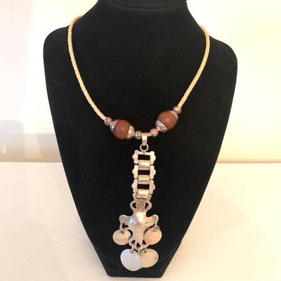 World Traveler Jewelry Collection (DR-KW)