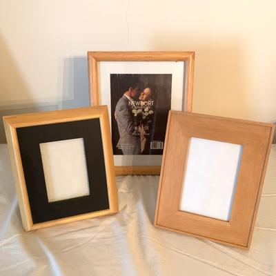 Gallery Style Wood Picture Frames and More! (DR-KW)