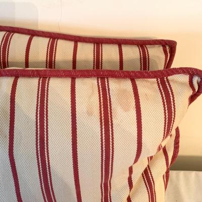 Large Collection of Table Linens (L-KW)